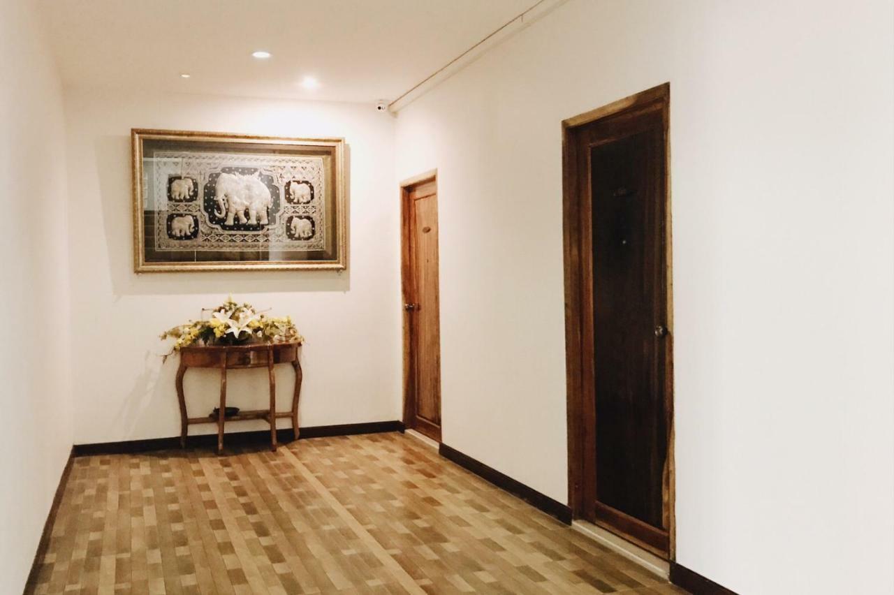 Baan Krittika Hotel Удон Тани Екстериор снимка