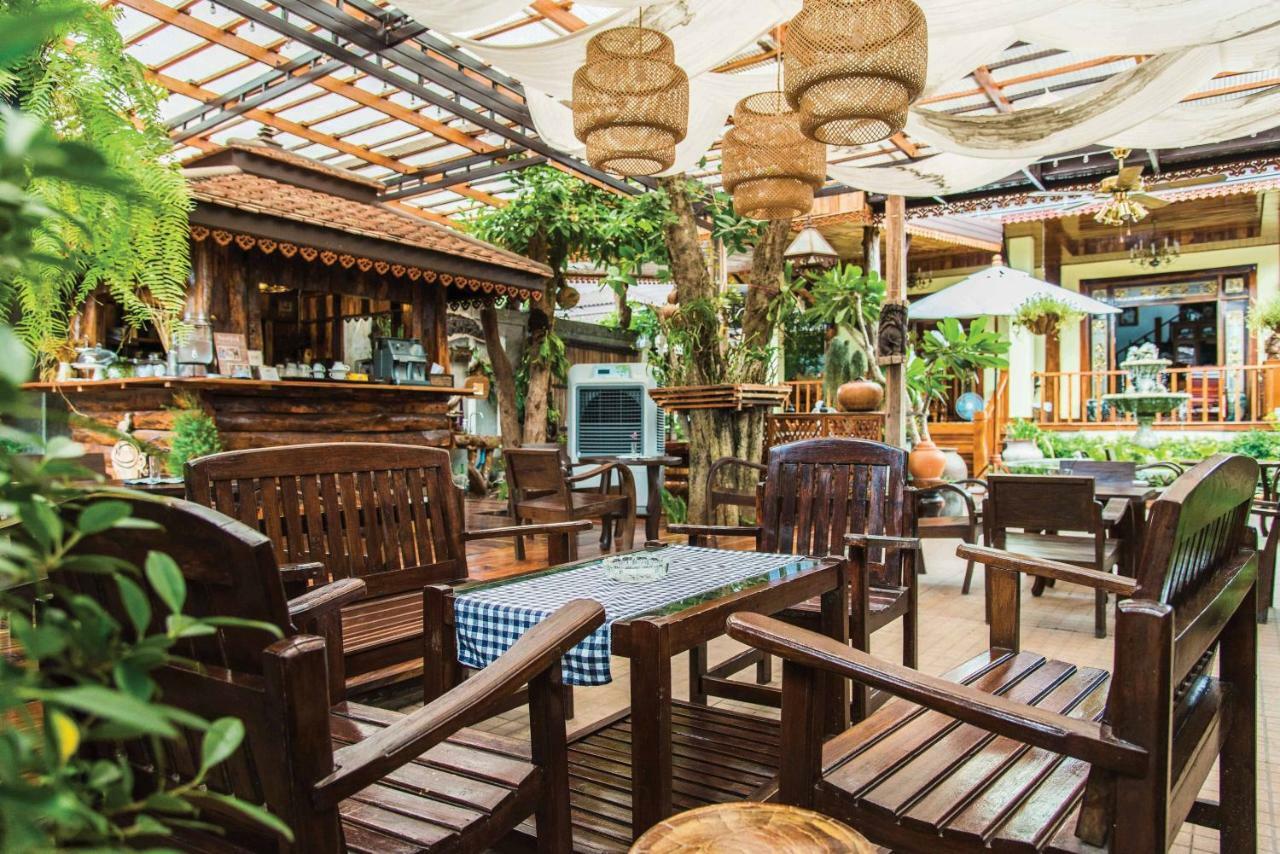 Baan Krittika Hotel Удон Тани Екстериор снимка
