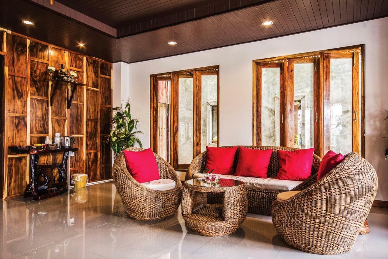 Baan Krittika Hotel Удон Тани Екстериор снимка